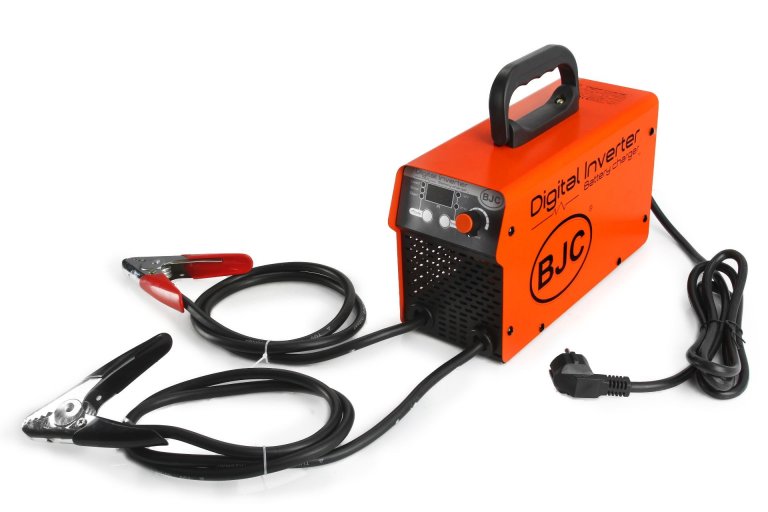 prostownik-inwertorowy-z-rozruchem-bc-600 (3)