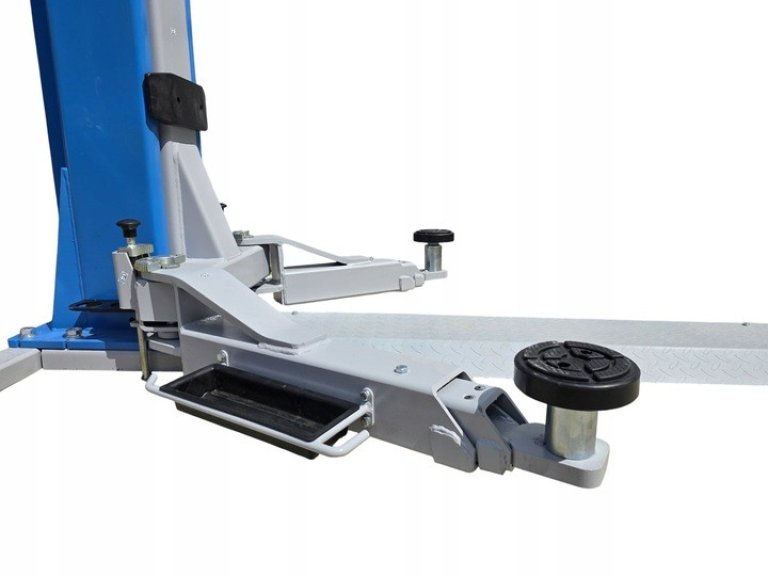 Podnosnik-dwukolumnowy-4T-AUTOMAT-ramiona-33-BESTLIFT-RAMOWY-SYSTEM-APS-Szerokosc-calkowita-3484-mm