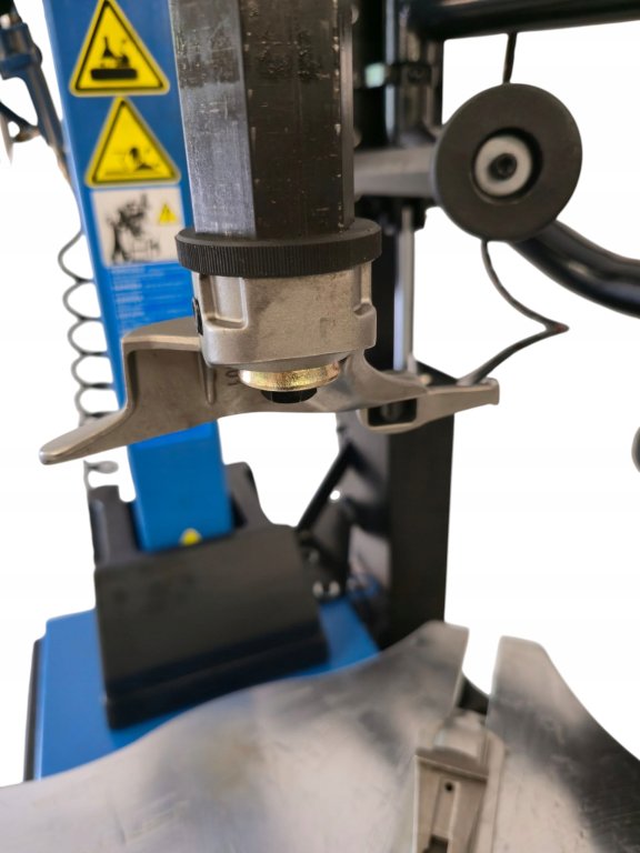 5c98833a4aefa5d3663094c880f7