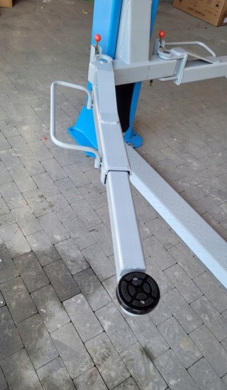 PODNOSNIK-DWUKOLUMNOWY-4T-BESTLIFT-240-expert-Udzwig-4000-kg