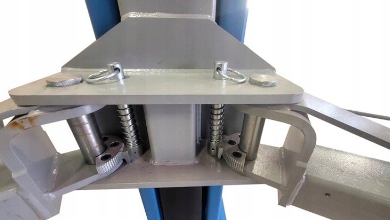 Podnosnik-DWUKOLUMNOWY-Bestlift-240-4T-GE-B-3-8m-laczony-gora-AUTOMAT-Kod-producenta-240-4T-GE-B-3-8m